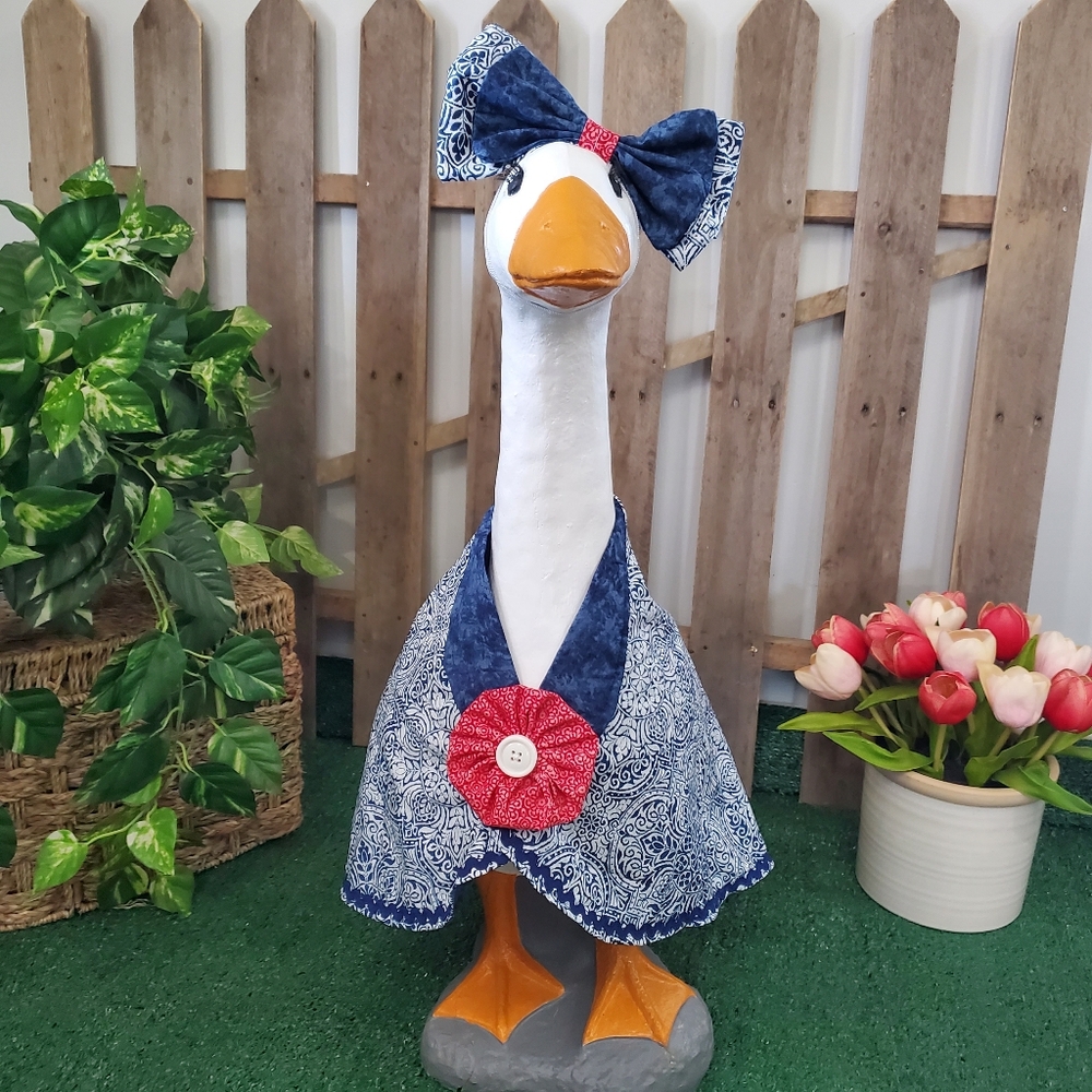 Larger Concrete Porch Goose Outfit New